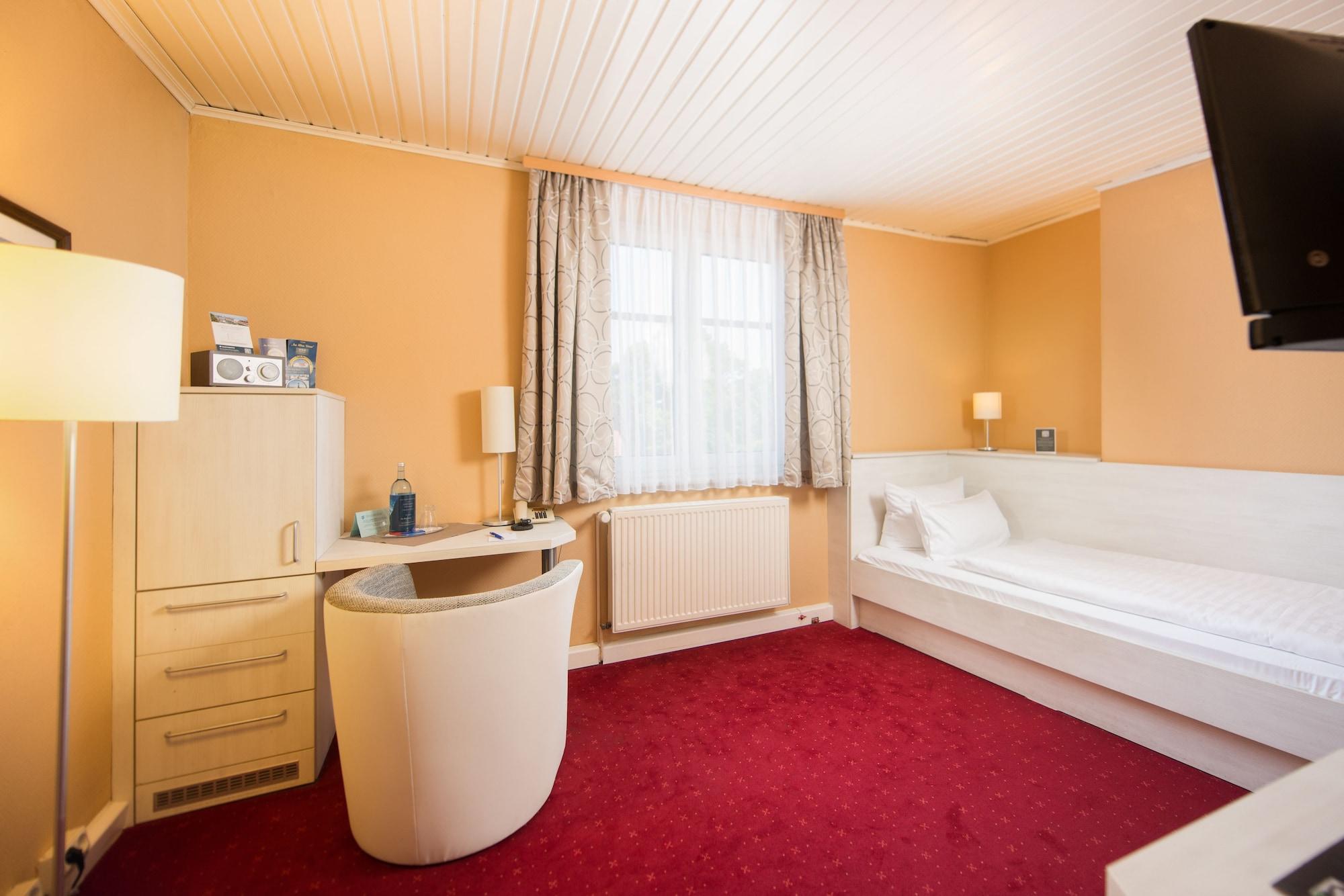 רוסטוק Hotel Am Alten Strom מראה חיצוני תמונה