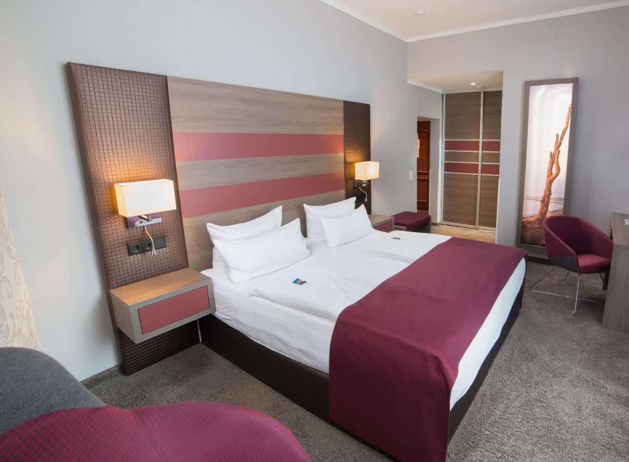 רוסטוק Hotel Am Alten Strom מראה חיצוני תמונה